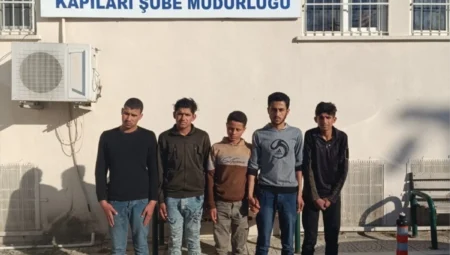 Hatay’da 6 düzensiz göçmen yakalandı, 3 şüpheli gözaltına alındı